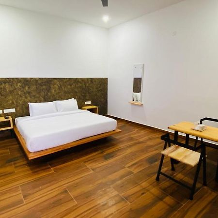 Hill Monk - Whispering Mist Hotel วากามอน ภายนอก รูปภาพ