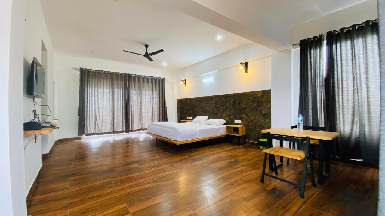 Hill Monk - Whispering Mist Hotel วากามอน ภายนอก รูปภาพ